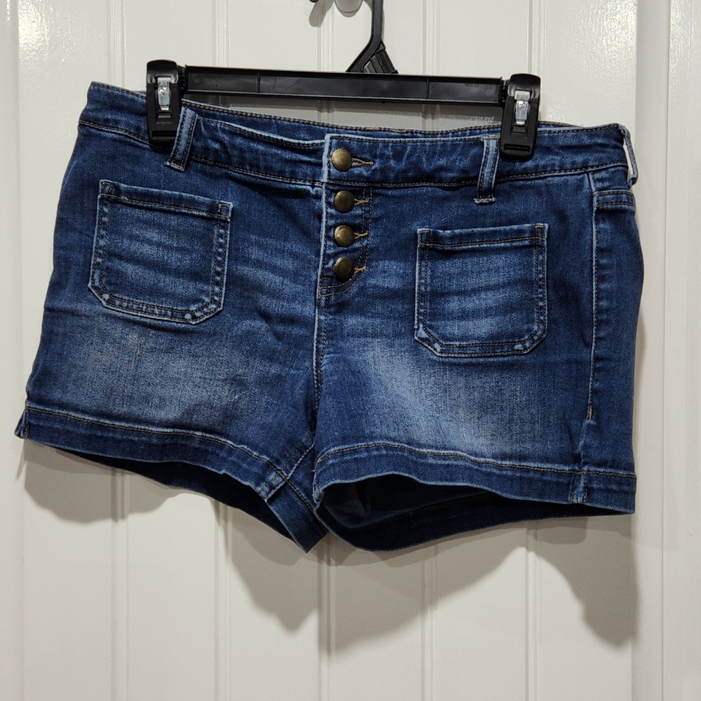Mauricies Denim jeans shorts size 9/10 great condition